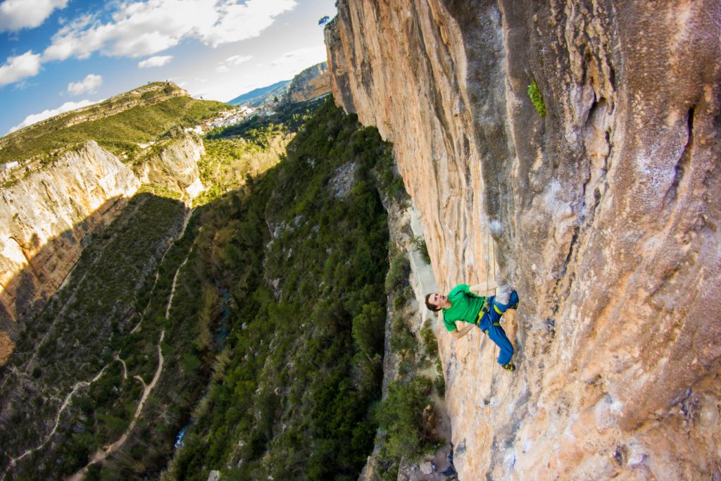 Rock climbing in Chulilla (Spain) Routes infos and topos Valencia Climb